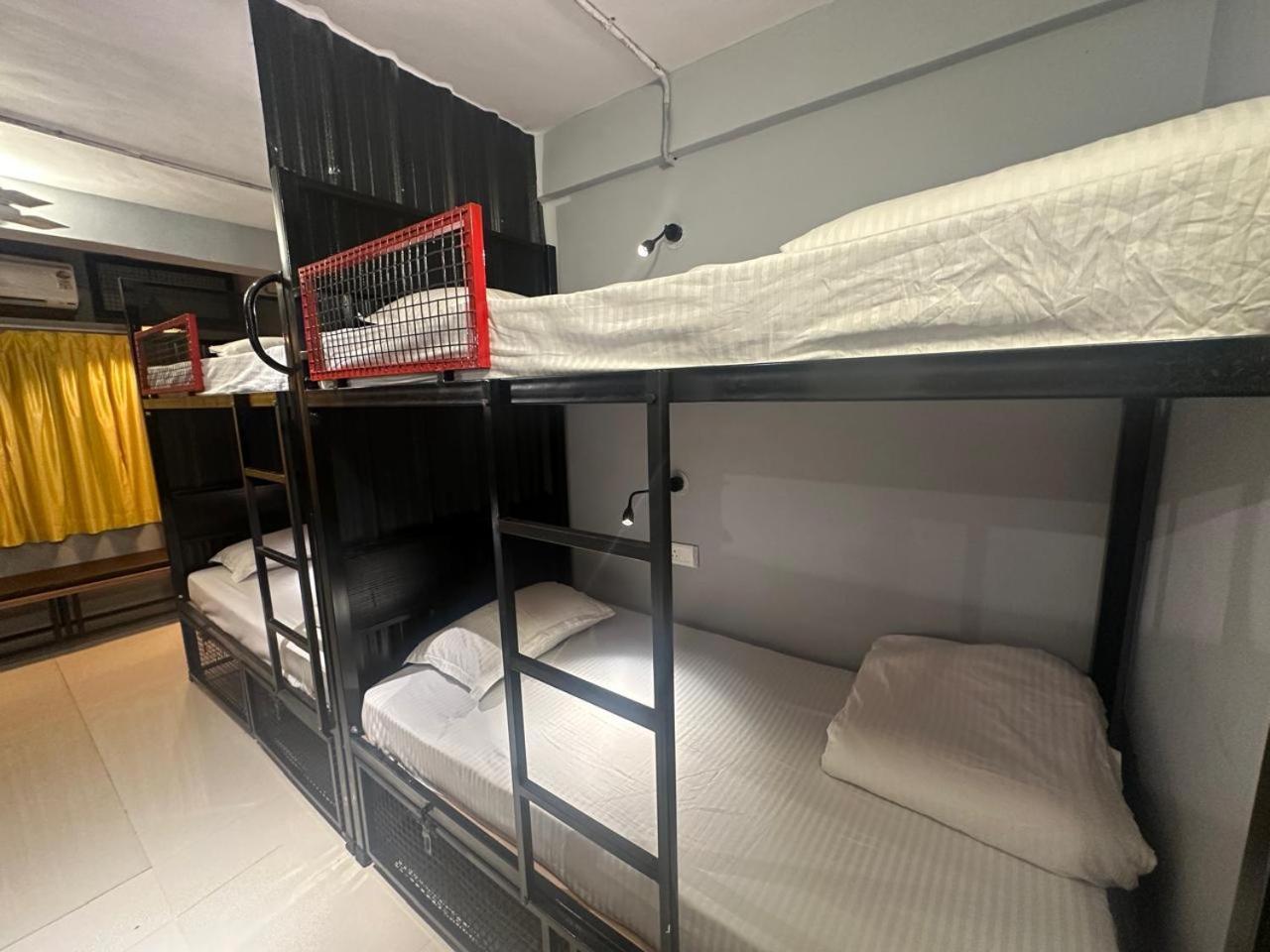 Travotale Hostel And Cowork Koregaonpark Púna Exteriér fotografie
